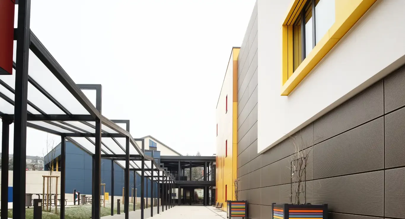 Complexe scolaire à Helmsange